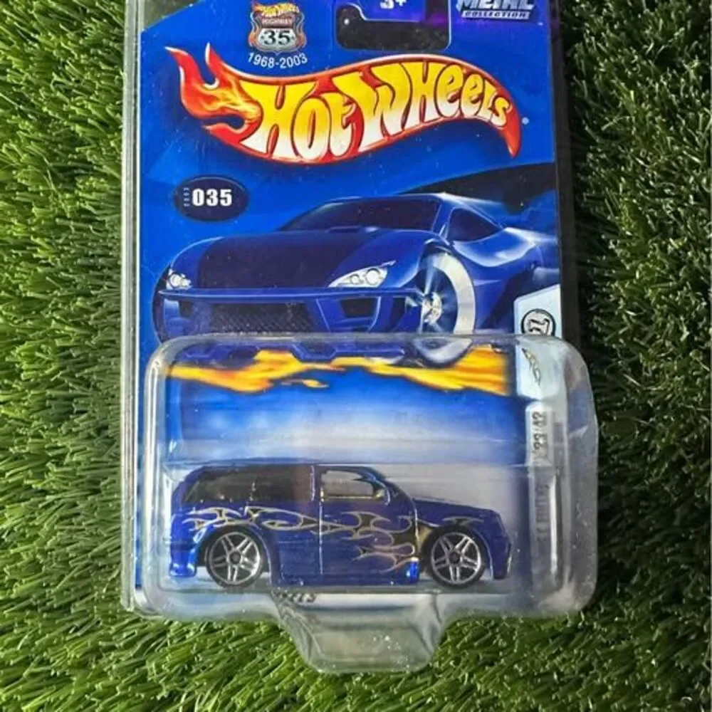 2003 Hot Wheels First Editions #035 Boom Box Blue Flames Metal Collection Sealed